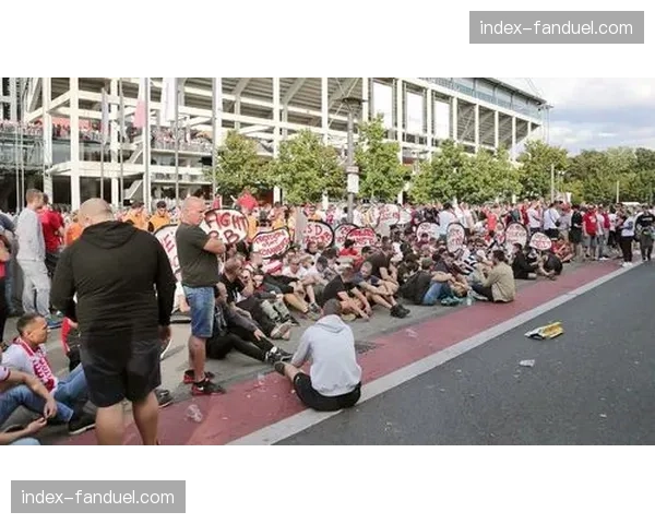 特写：一位莱比锡老球迷的60年观赛日记。