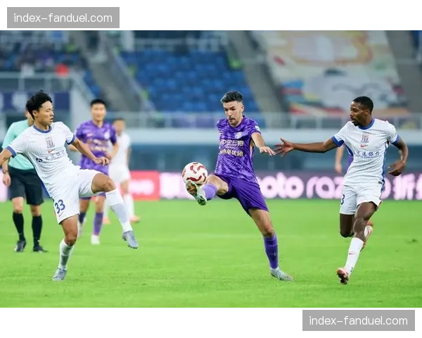 天津津门虎vs上海申花第四轮比赛，两队均负分开局保级六分战