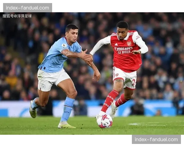 镜报：阿森纳就续约事宜与萨利巴展开初步谈判