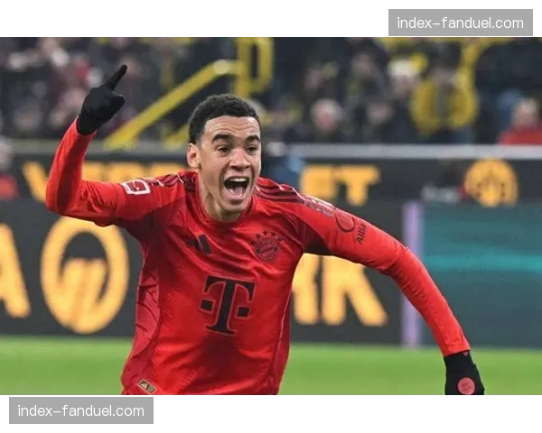 官方:拜仁慕尼黑确认穆西亚拉因肌肉疲劳将缺席两周