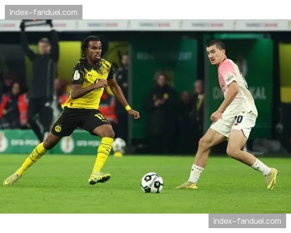 德国杯半决赛赛前发布会,勒沃库森主帅确认将进行部分轮换 德国杯半决赛赛前发布会,勒沃库森主帅确认将进行部分轮换