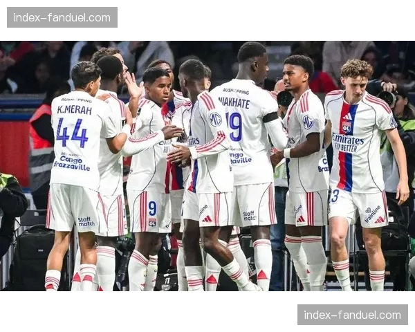 里昂客场爆冷击败巴黎，恩德里克传射建功，贡萨洛·拉莫斯失点